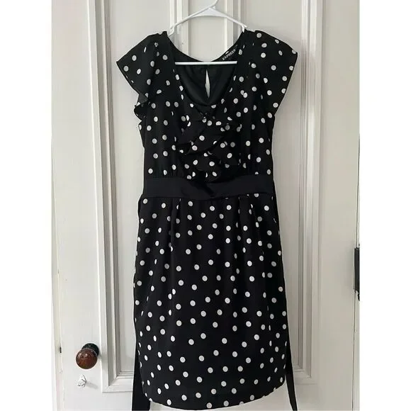Express black and beige polka dotted dress 4 - Picture 1 of 6